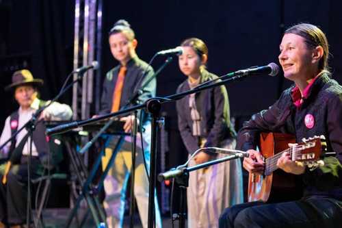 Entre dos Aguas un Teatro